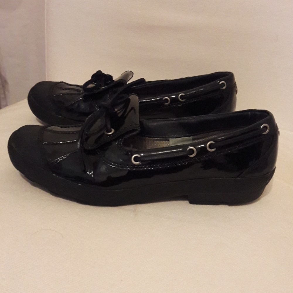 Ugg rain shoes